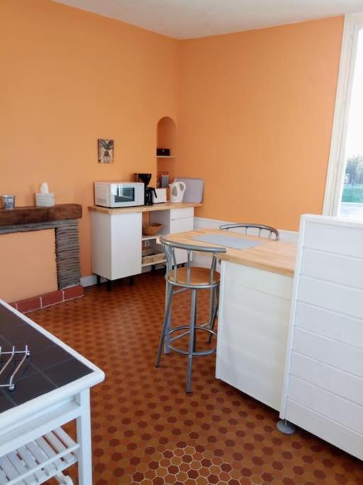Apartmán Le Nid De L'Ile Chinon Exteriér fotografie